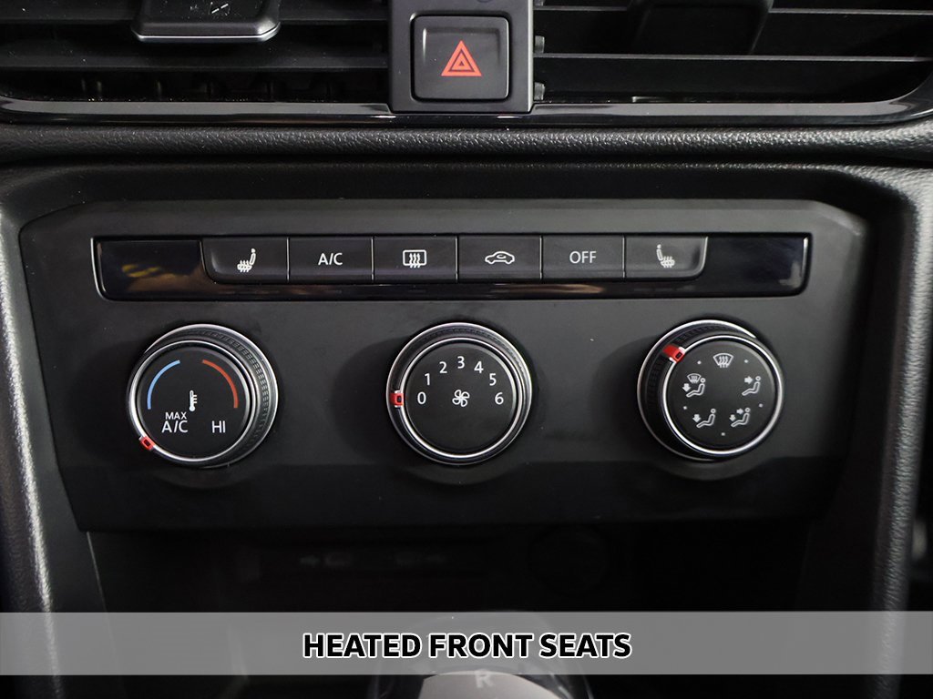 Used 2022 Volkswagen Taos SE image 6