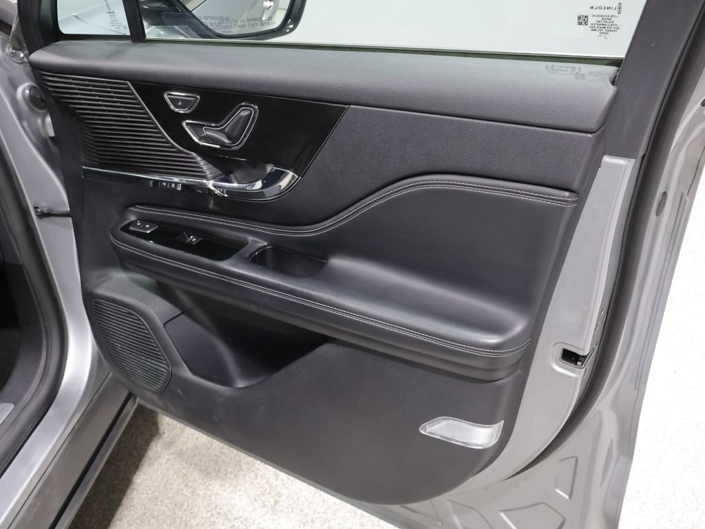 Used 2022 Lincoln Corsair Reserve w/ Elements Package AWD/4WD image 27