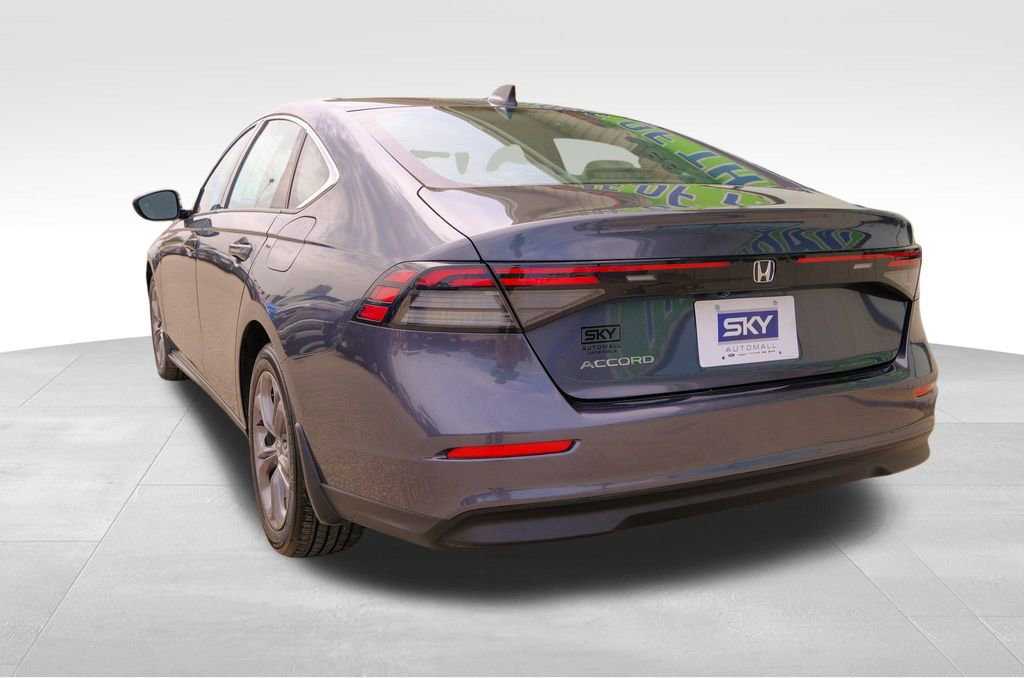 Used 2024 Honda Accord EX image 5