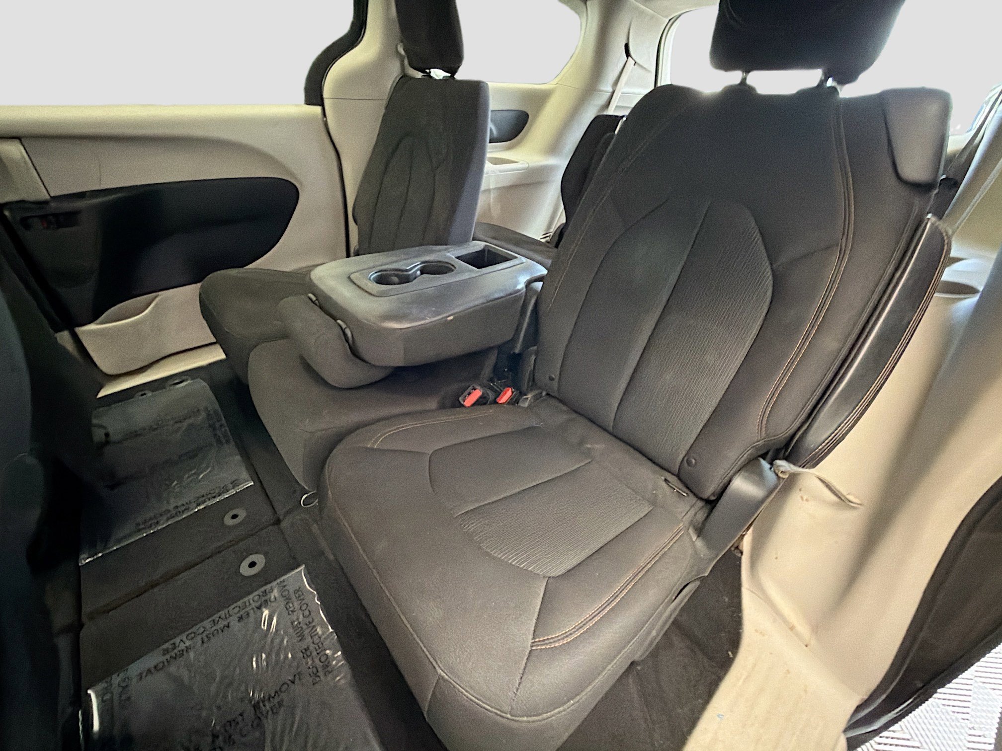 Used 2017 Chrysler Pacifica Touring image 13