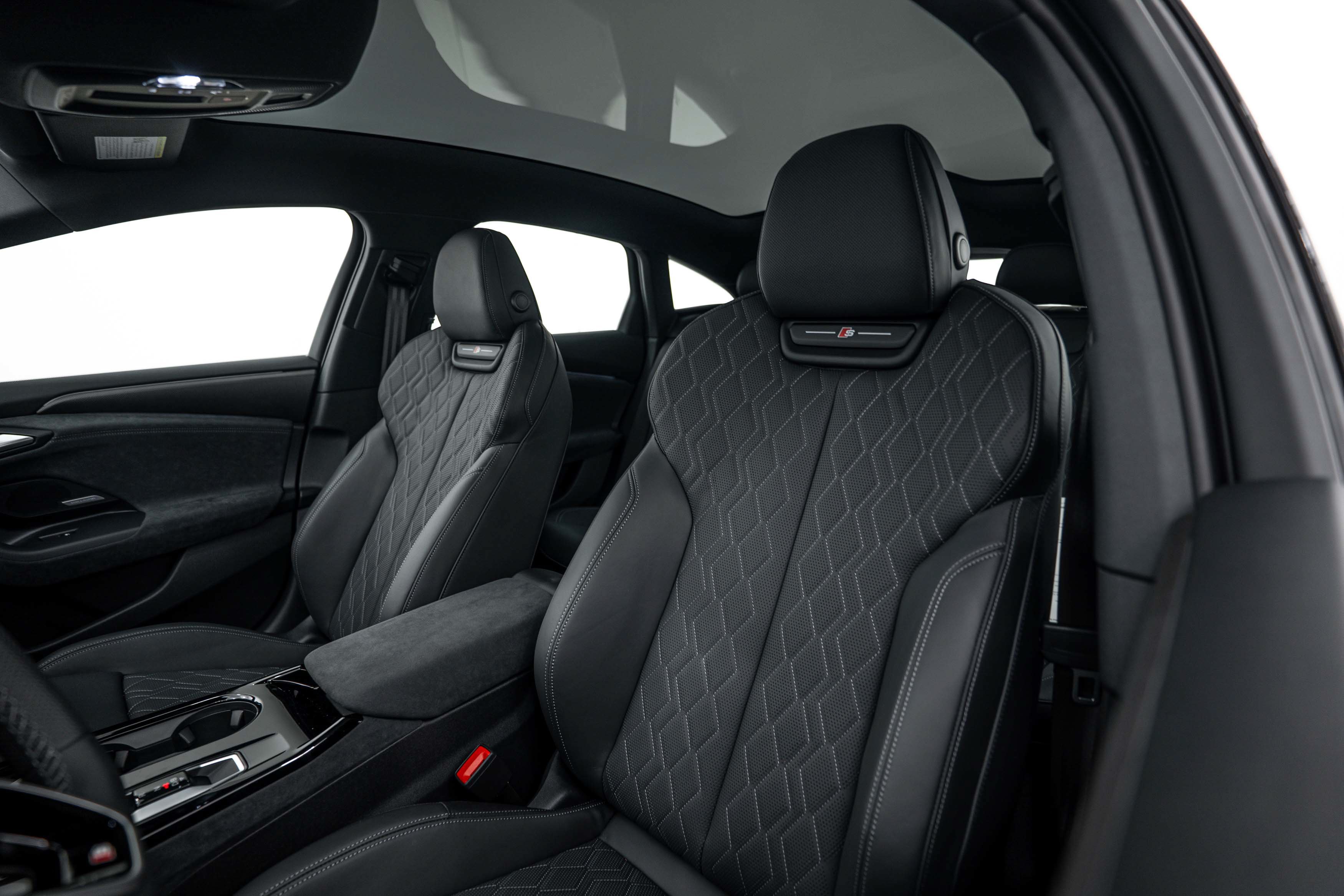 New 2027 Audi S6 e-tron Prestige AWD/4WD image 17