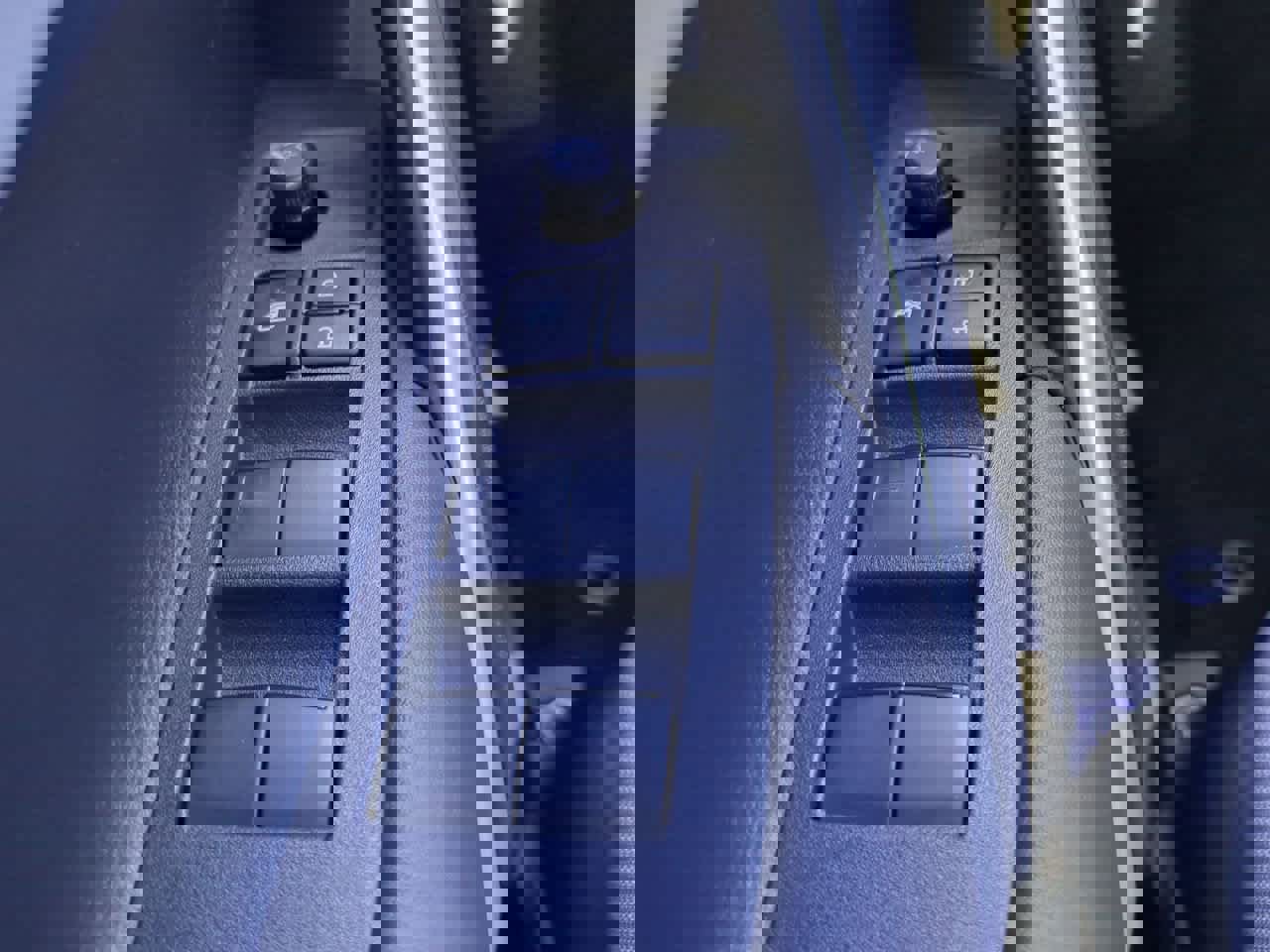 New 2026 Toyota Corolla Cross L FWD image 21