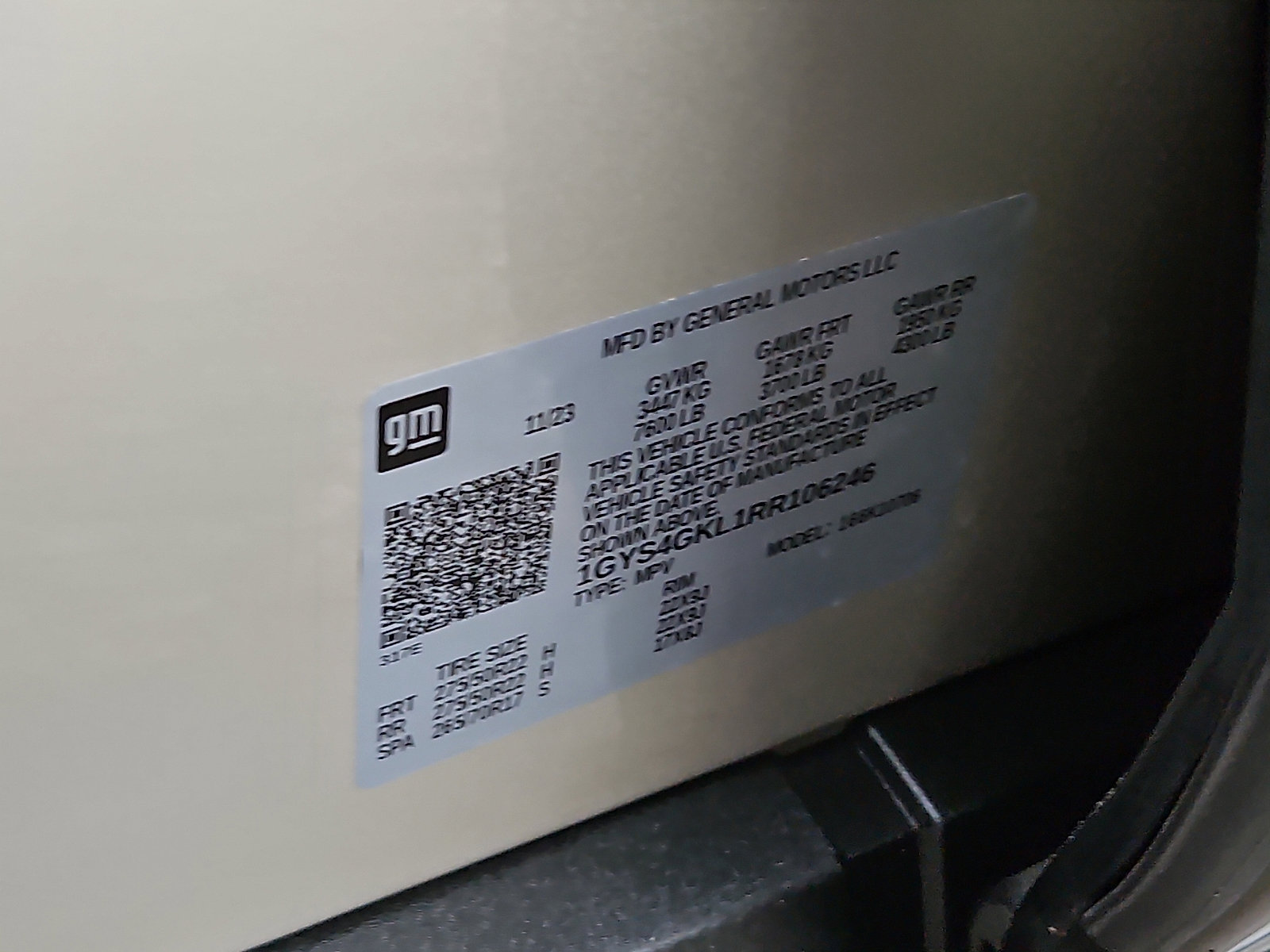 Certified 2024 Cadillac Escalade Sport Platinum w/ LPO, ONYX Package image 30