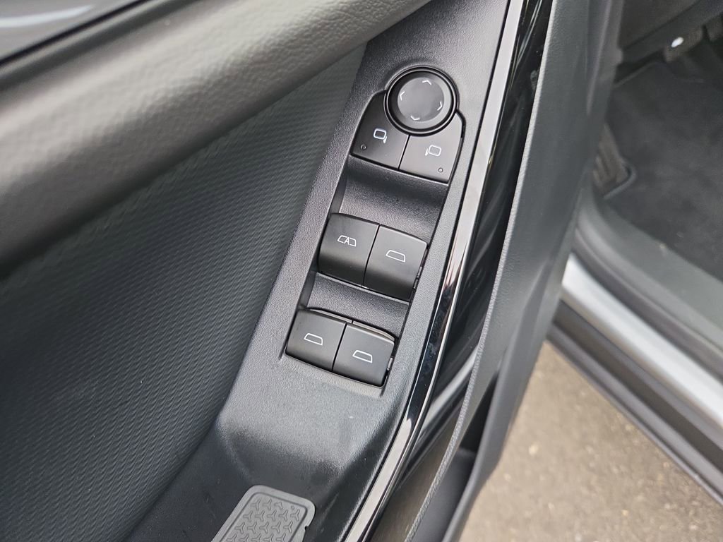 New 2026 Chevrolet Equinox LT w/ Convenience Package II image 52