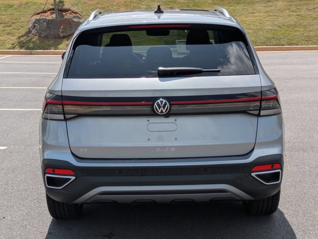 New 2026 Volkswagen Taos SE FWD image 5