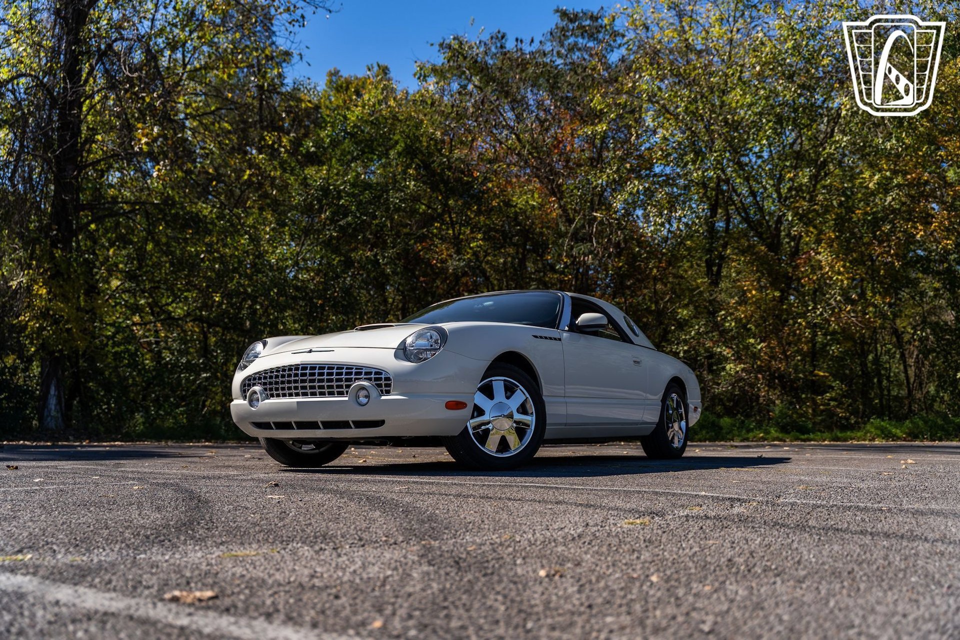 Used 2002 Ford Thunderbird image 7