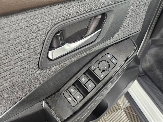 Used 2021 Nissan Rogue SV image 38