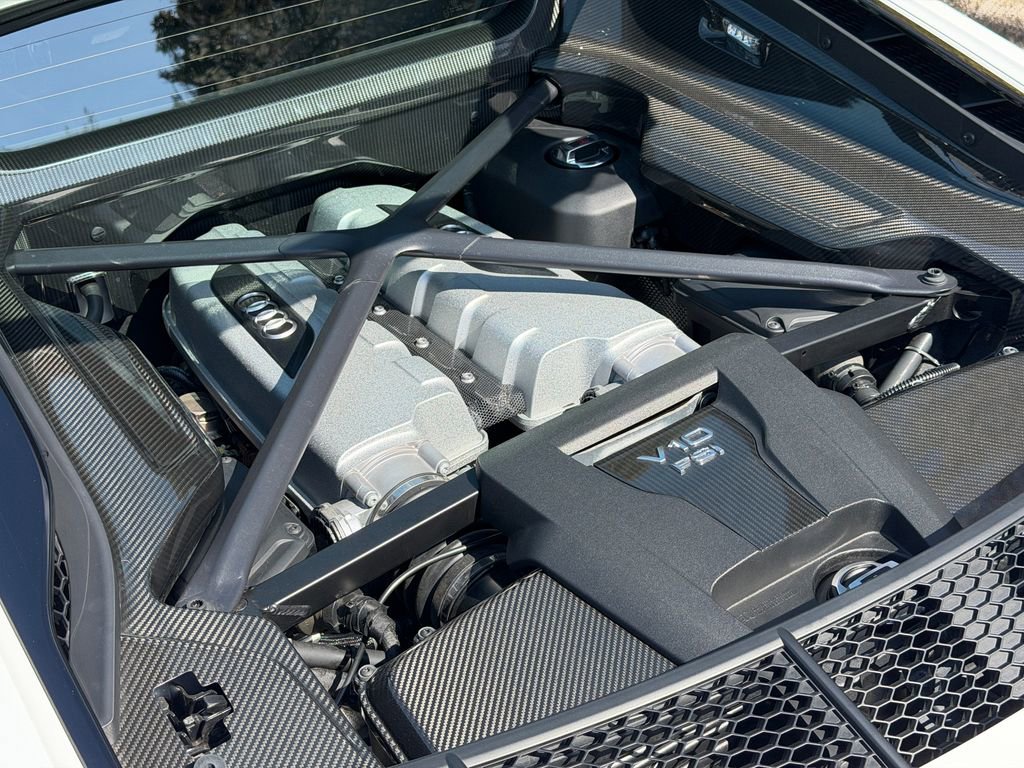 Used 2021 Audi R8 V10 image 32