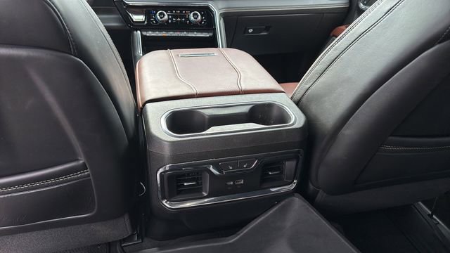 Used 2024 GMC Sierra 2500 Denali Ultimate image 21