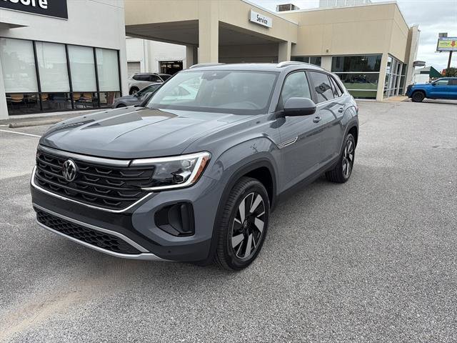 New 2026 Volkswagen Atlas Cross Sport SE image 3