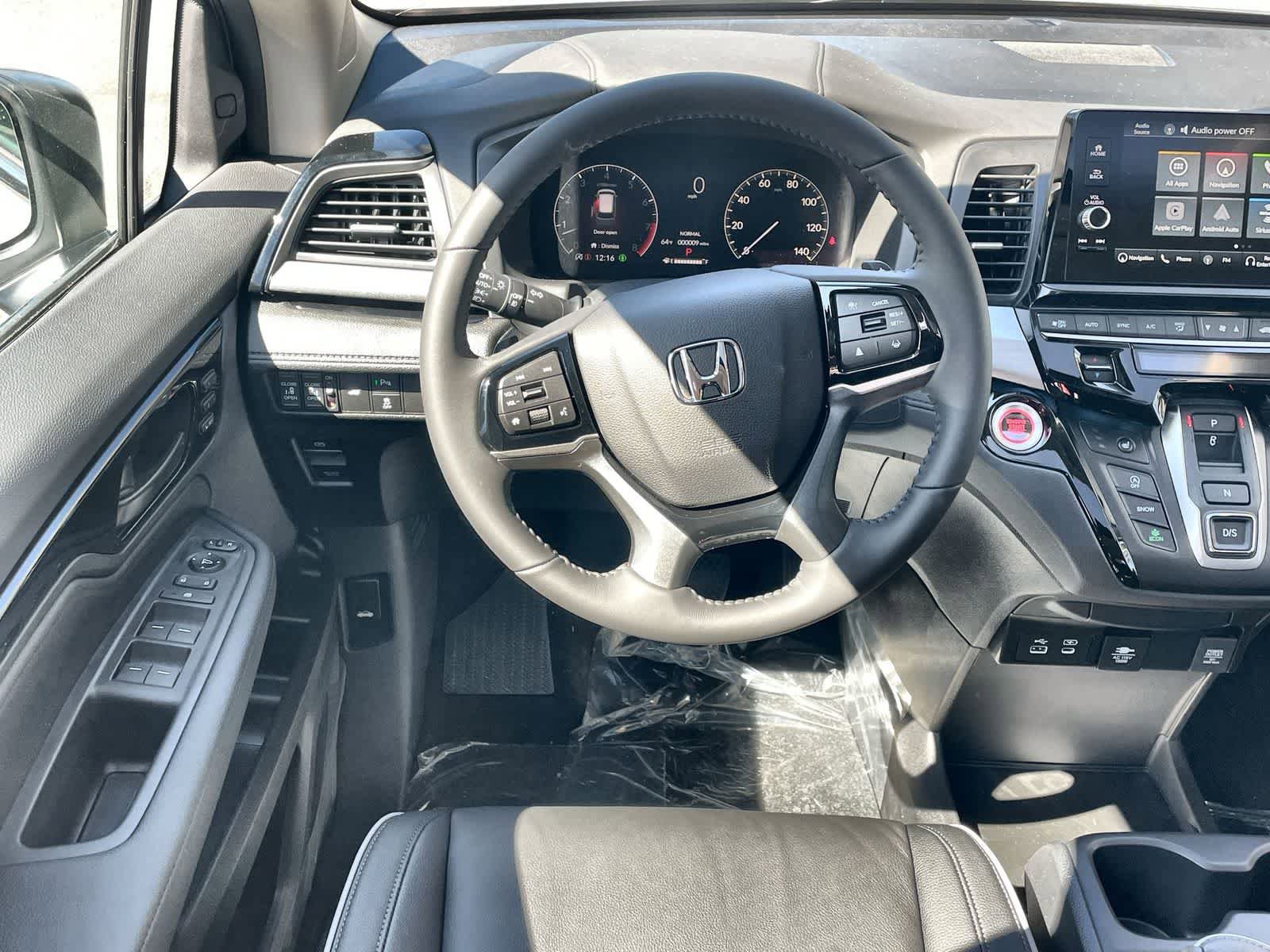 New 2026 Honda Odyssey Touring image 11