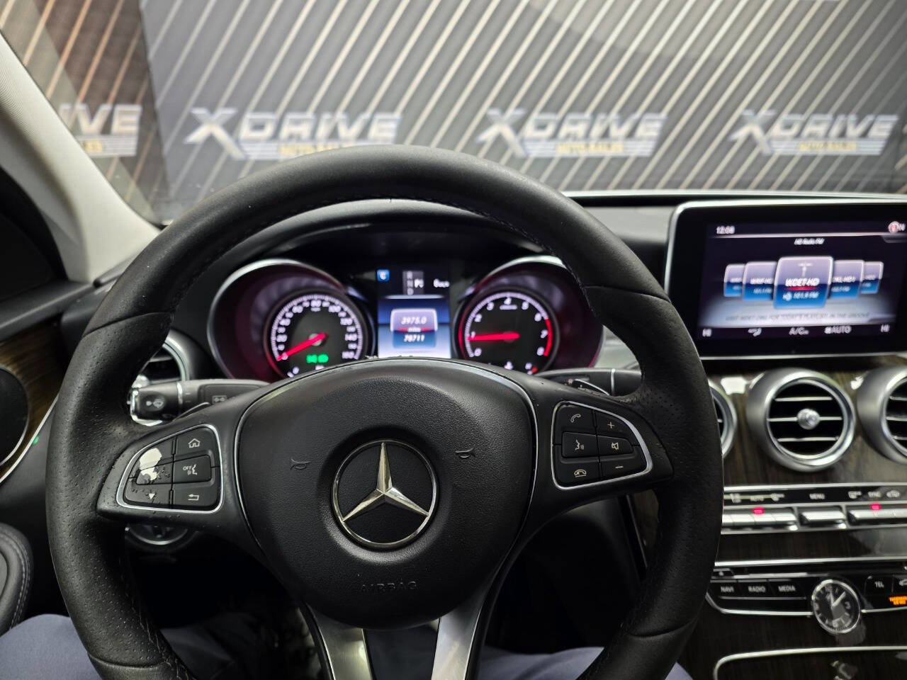 Used 2018 Mercedes-Benz C 300 4MATIC Sedan image 18