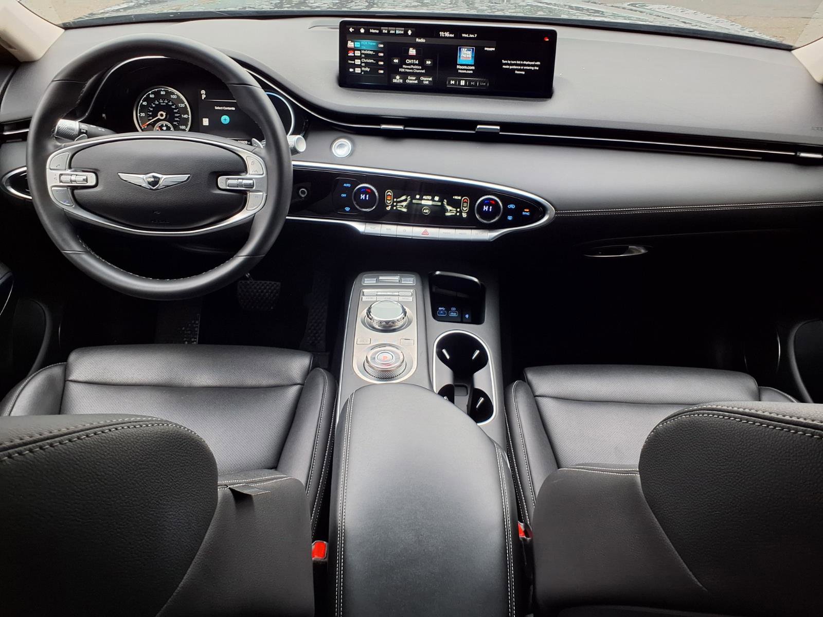 Used 2025 Genesis GV70 2.5T image 10