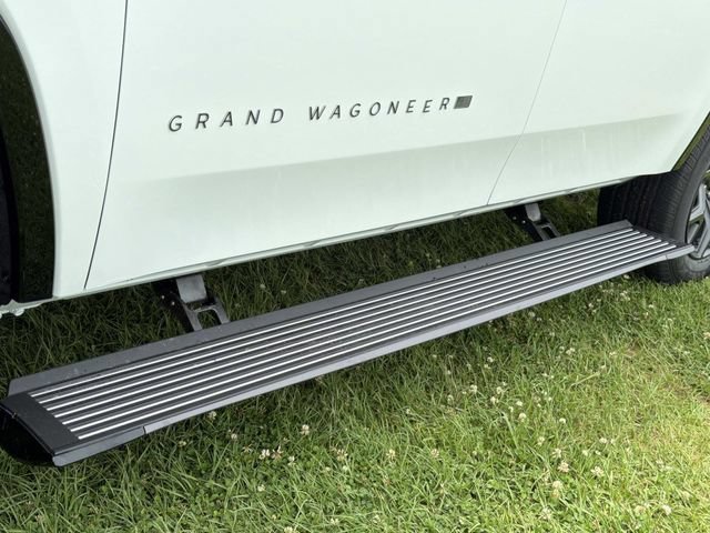 New 2026 Jeep Grand Wagoneer Limited AWD/4WD image 21