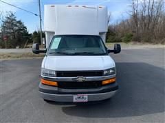 Used 2016 Chevrolet Express 3500 RWD image 9