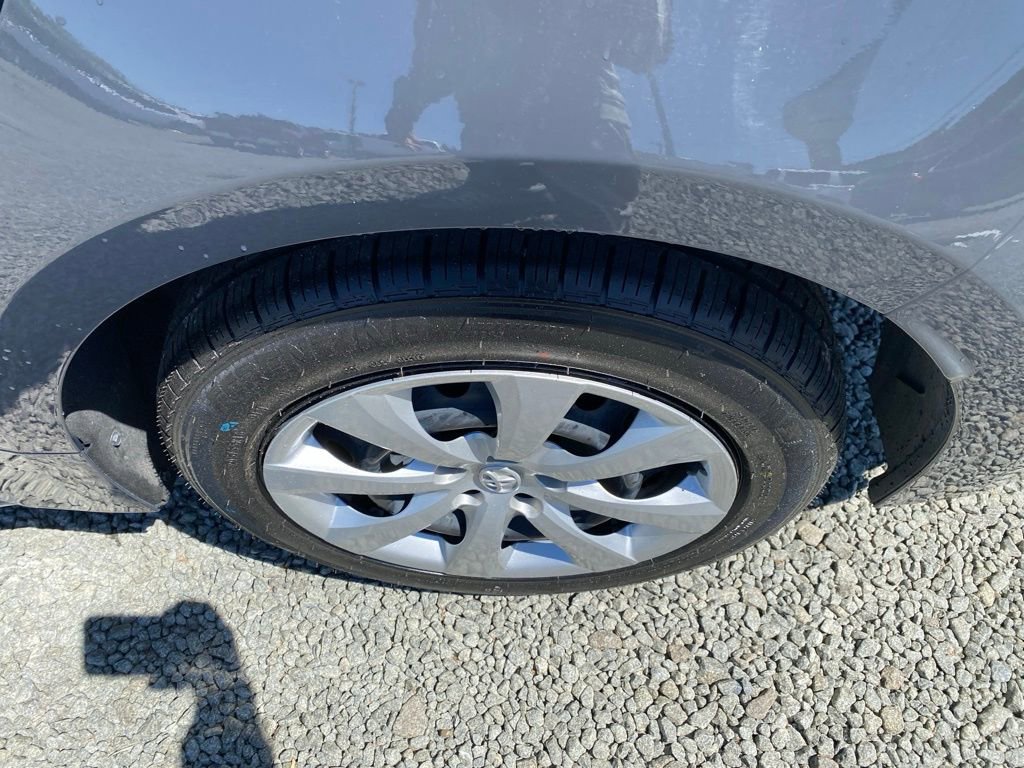 Used 2023 Toyota Corolla LE FWD image 26