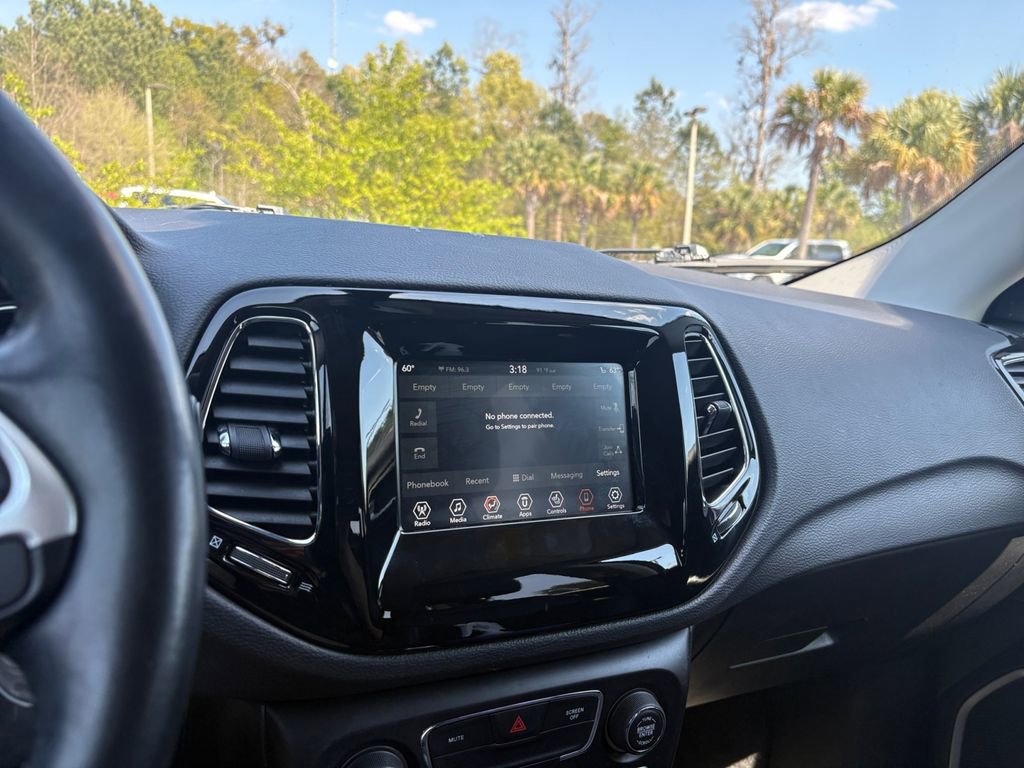 Used 2021 Jeep Compass Latitude w/ Sun and Sound Group image 19