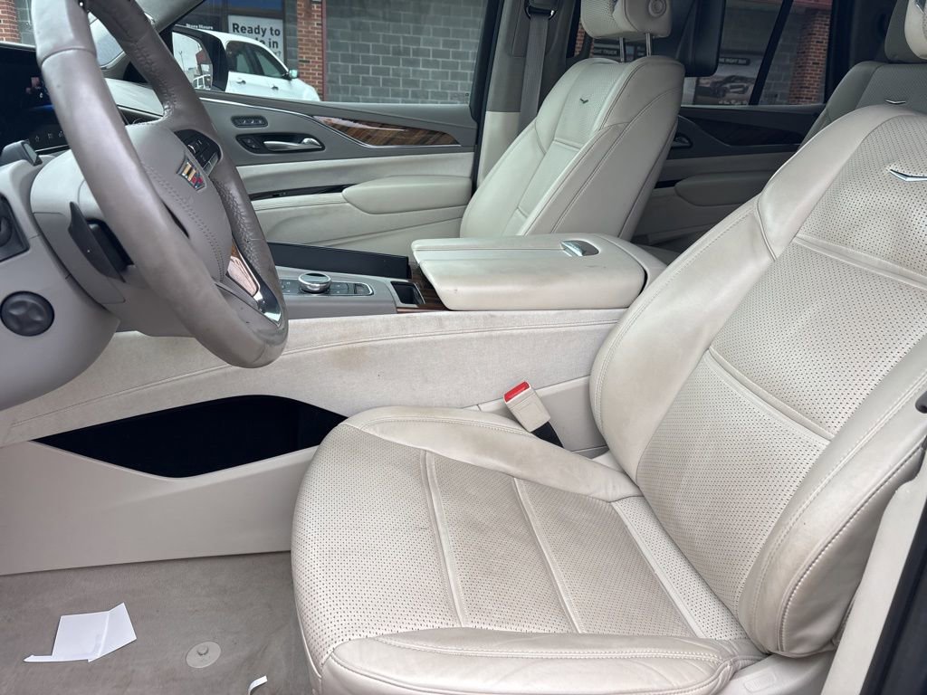 Used 2021 Cadillac Escalade Premium Luxury Platinum image 14