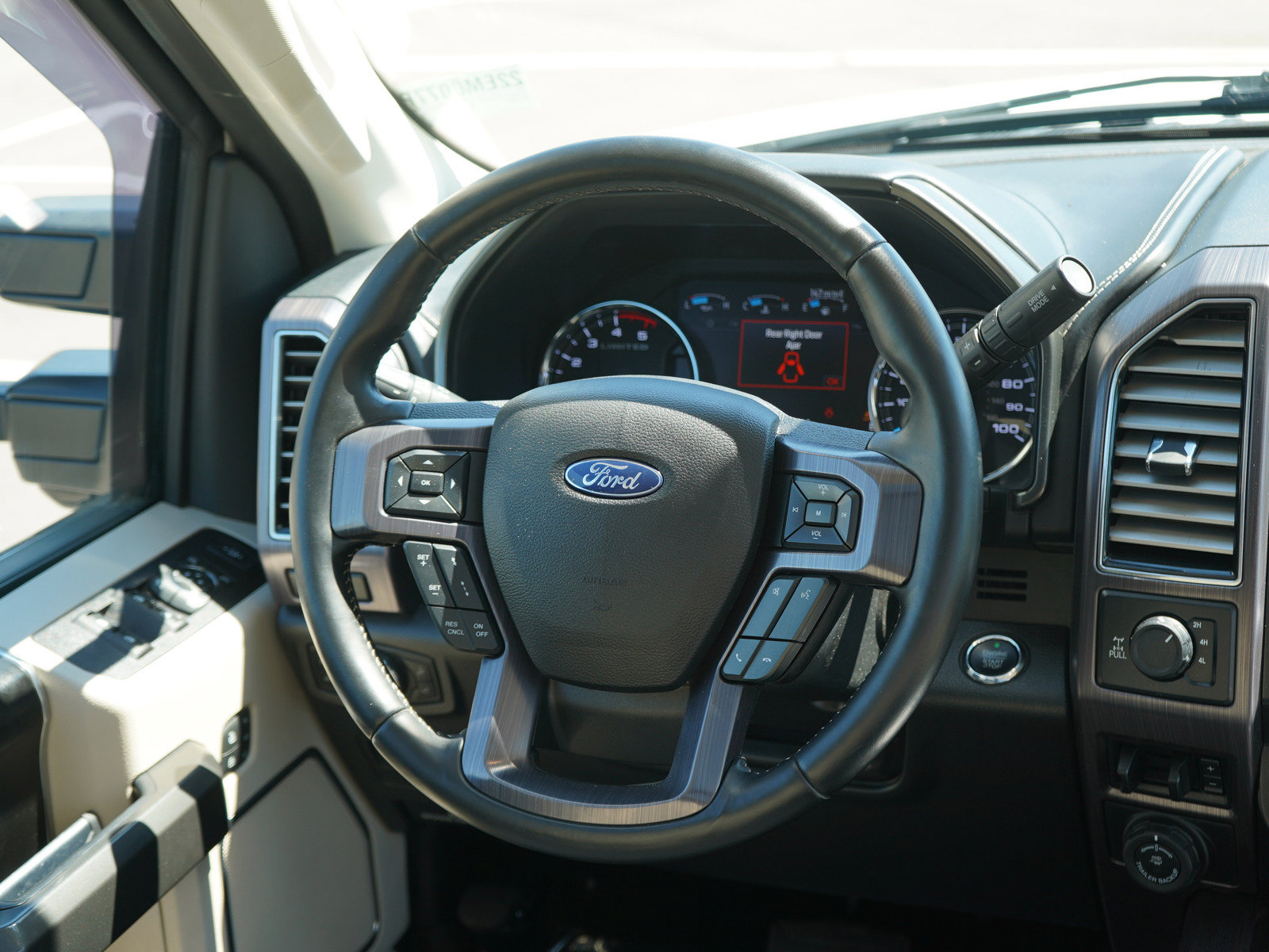 Used 2020 Ford F350 Limited AWD/4WD image 14