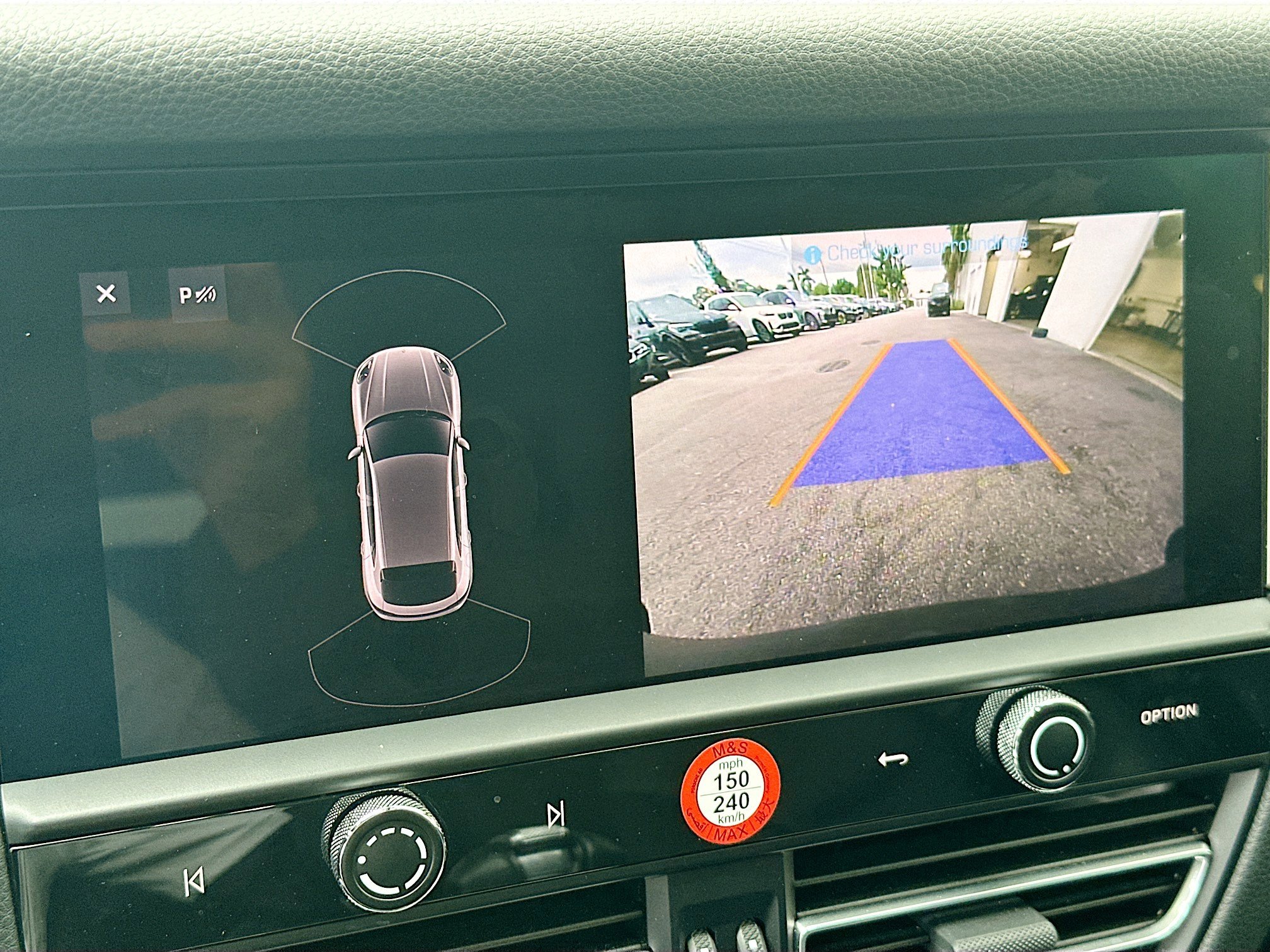 Used 2024 Porsche Macan image 15