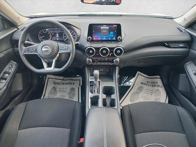 Used 2024 Nissan Sentra SV image 13