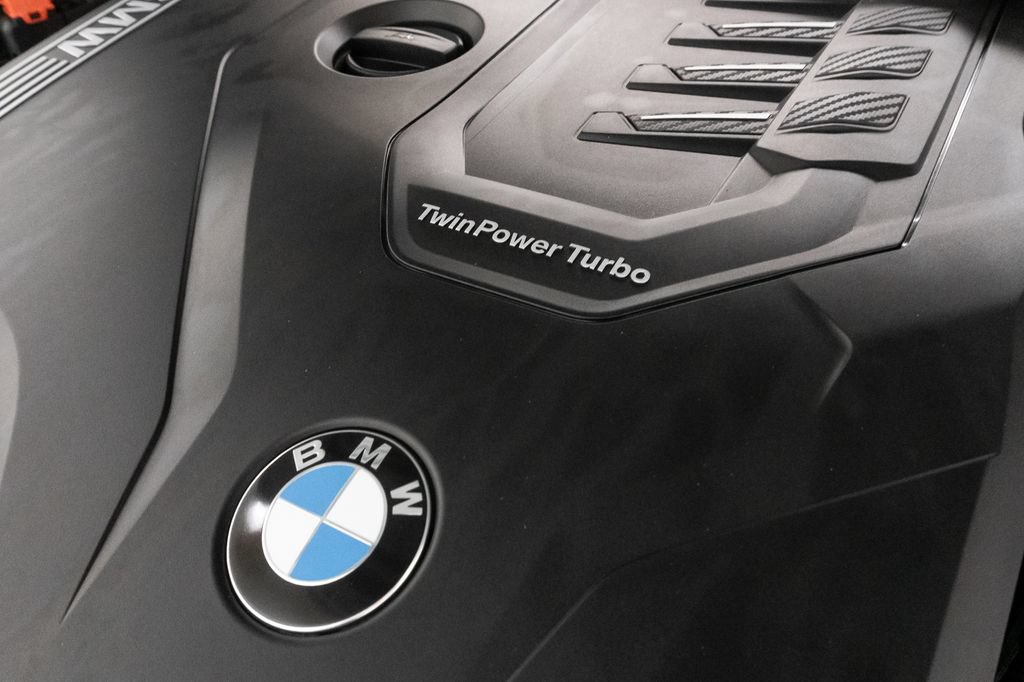 Used 2025 BMW 230i xDrive Coupe w/ M Sport Package AWD/4WD image 4