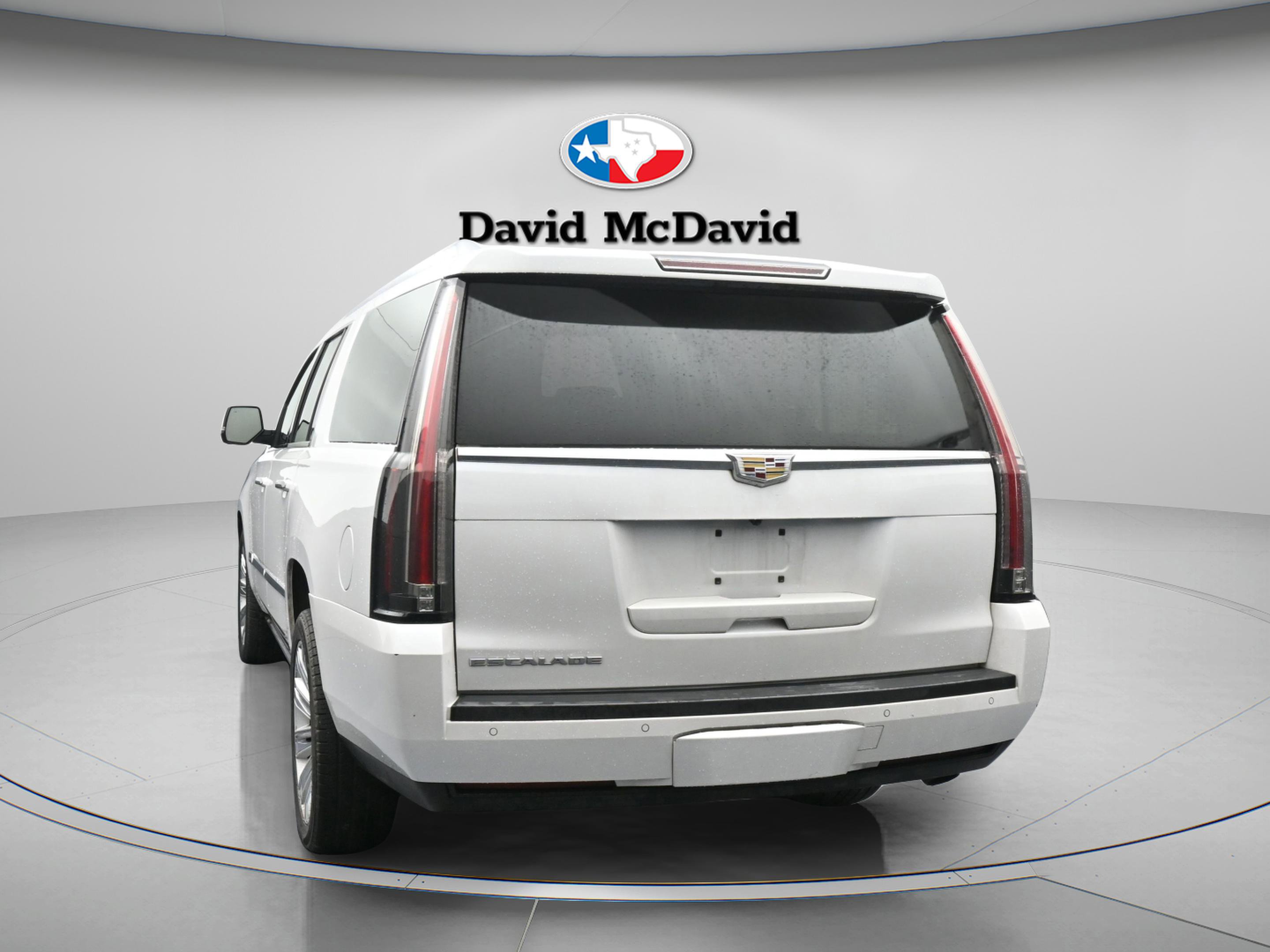 Used 2016 Cadillac Escalade ESV Platinum AWD/4WD image 7