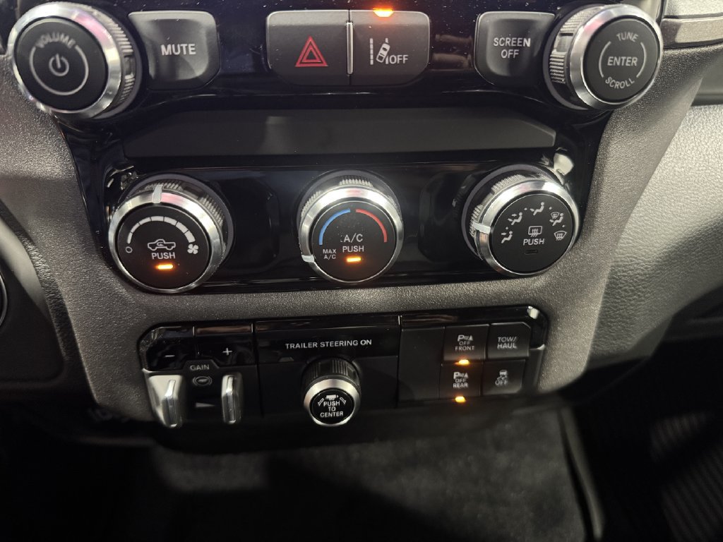 New 2026 RAM 1500 Tradesman AWD/4WD image 32