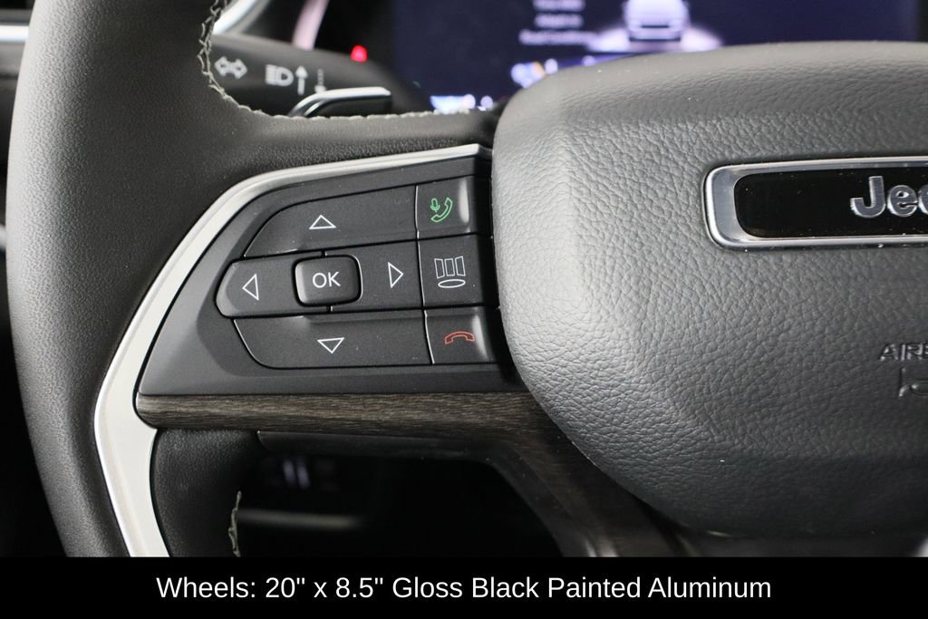 New 2025 Jeep Grand Cherokee Limited image 8