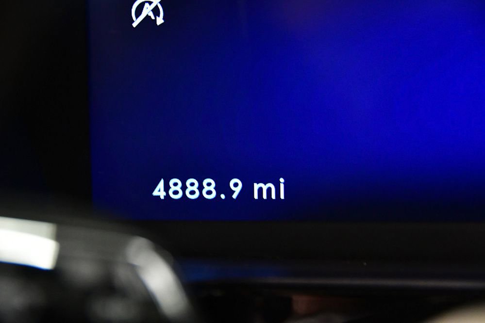 Used 2025 Lincoln Corsair AWD image 17