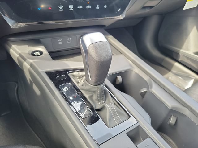 New 2026 Nissan Sentra SV w/ Floor Mat Package FWD image 22