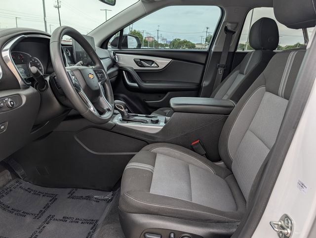 Used 2024 Chevrolet Blazer LT w/ Convenience Package FWD image 26