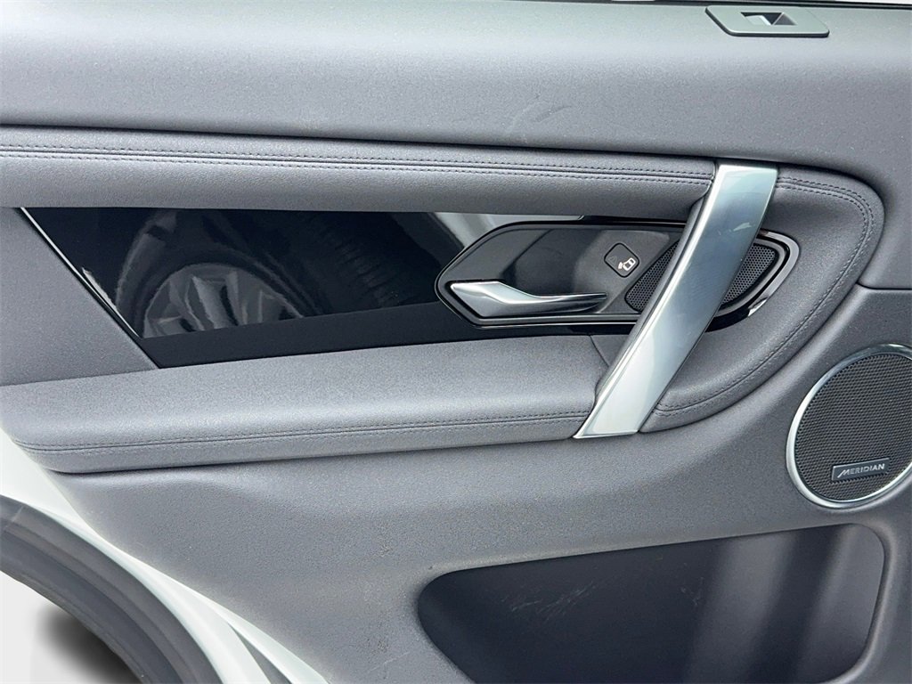 Used 2022 Land Rover Discovery Sport S image 46