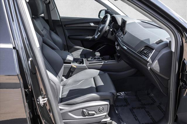 Certified 2024 Audi Q5 e Premium w/ Convenience Package AWD/4WD image 25