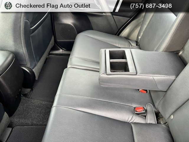 Used 2017 Toyota RAV4 SE image 39