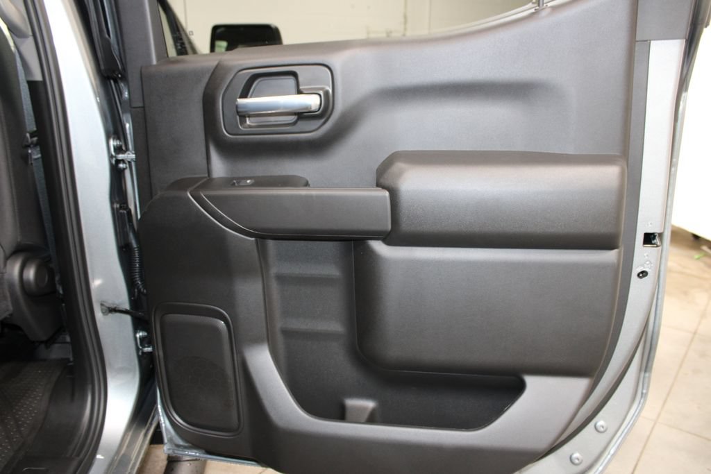 New 2026 Chevrolet Silverado 1500 Custom w/ Turbomax Blackout Package AWD/4WD image 41