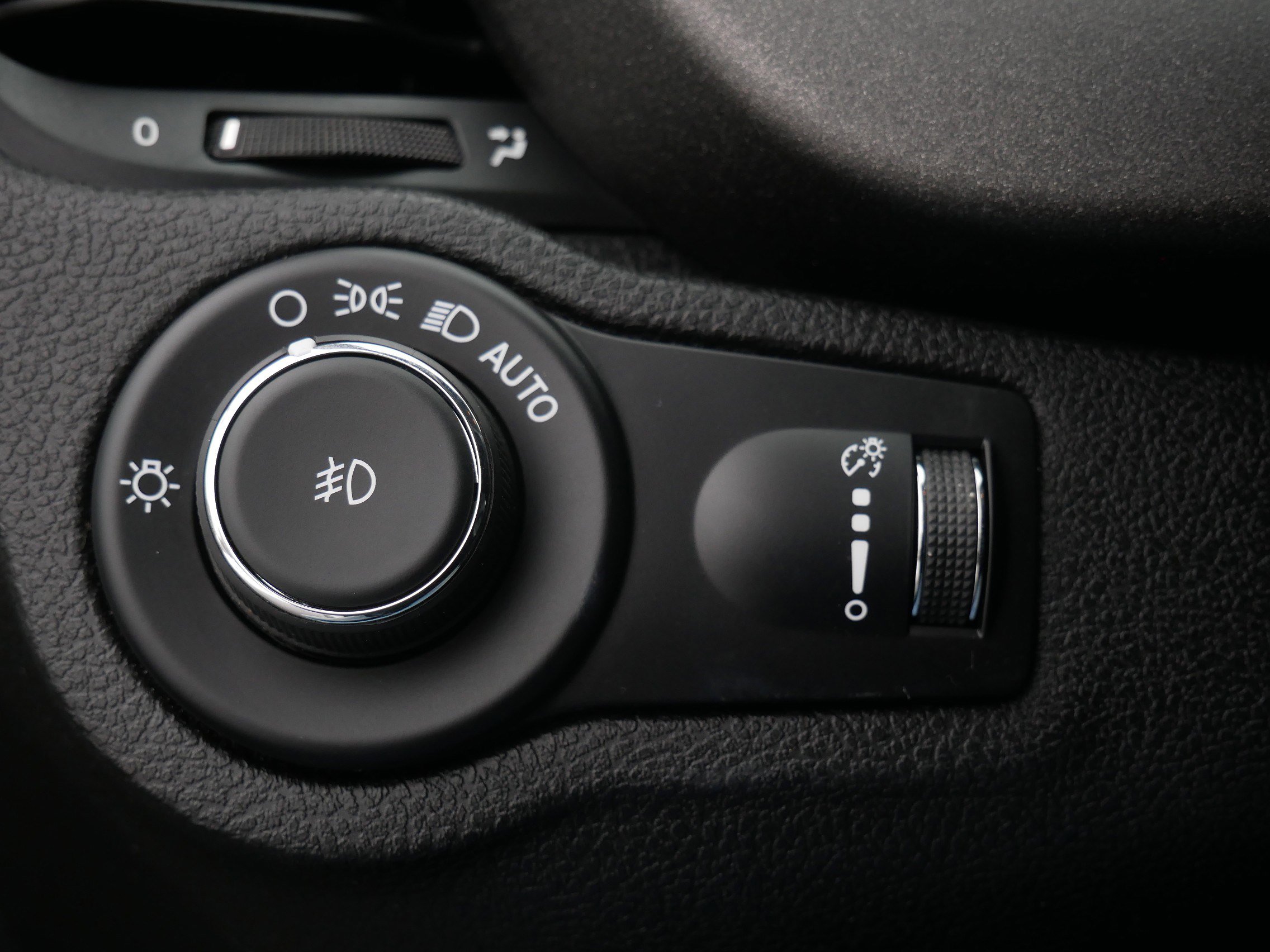 Used 2022 FIAT 500X Trekking w/ Cold Weather Group image 25