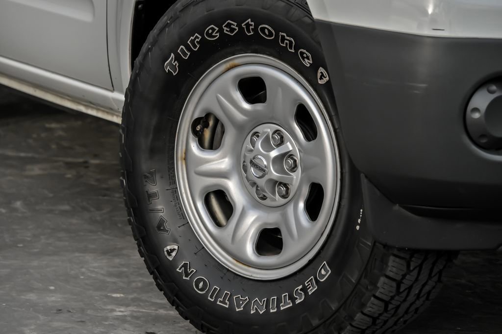 Used 2021 Nissan Frontier S RWD image 4