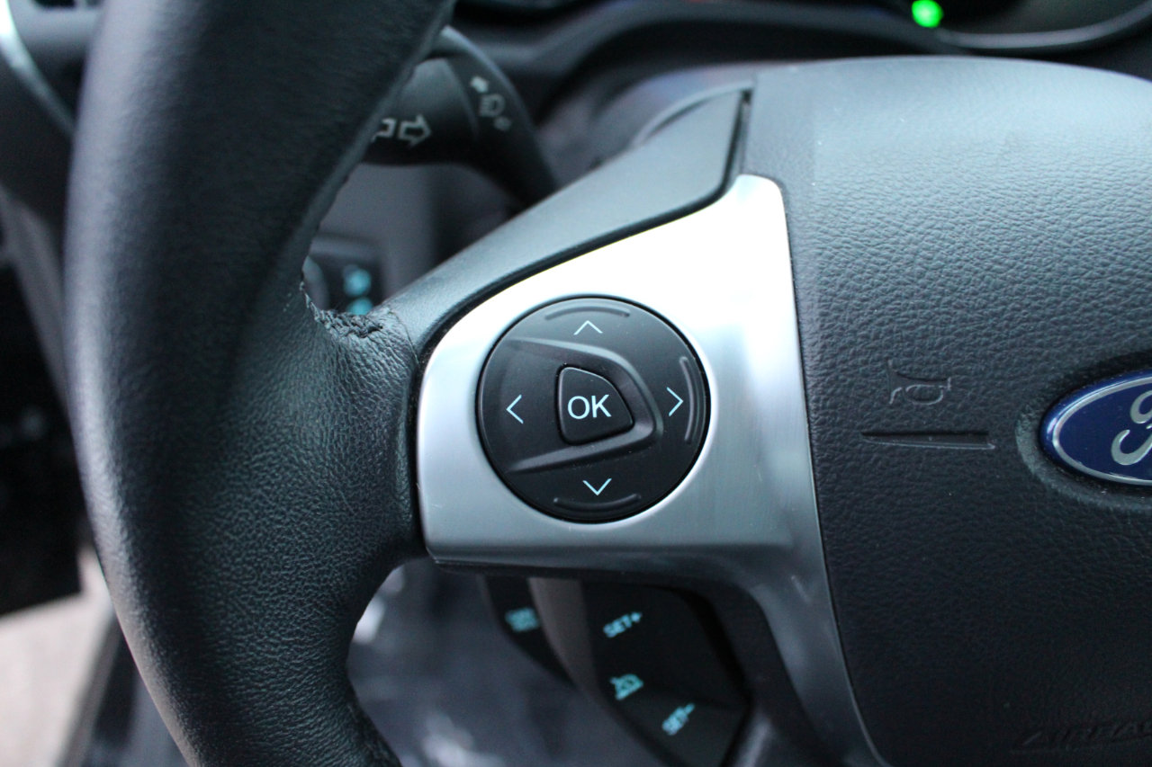 Used 2013 Ford C-MAX SEL image 18