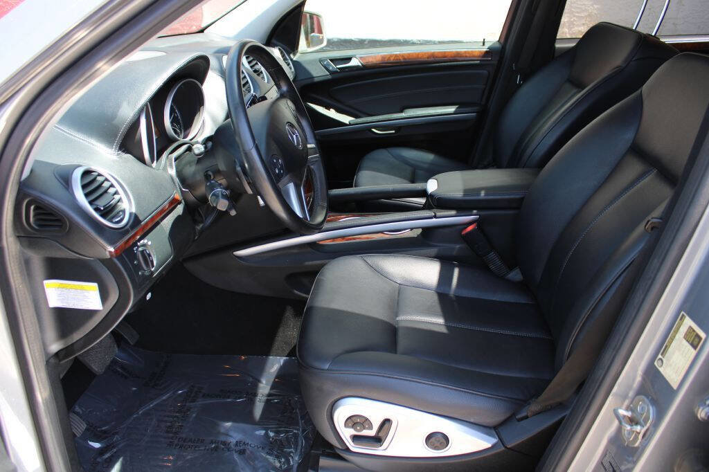 Used 2012 Mercedes-Benz GL 450 4MATIC image 11