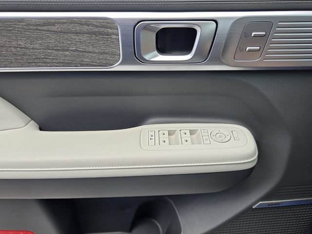Used 2025 Hyundai Santa Fe Calligraphy FWD image 25