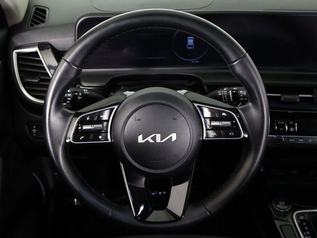 Used 2024 Kia Seltos S image 35