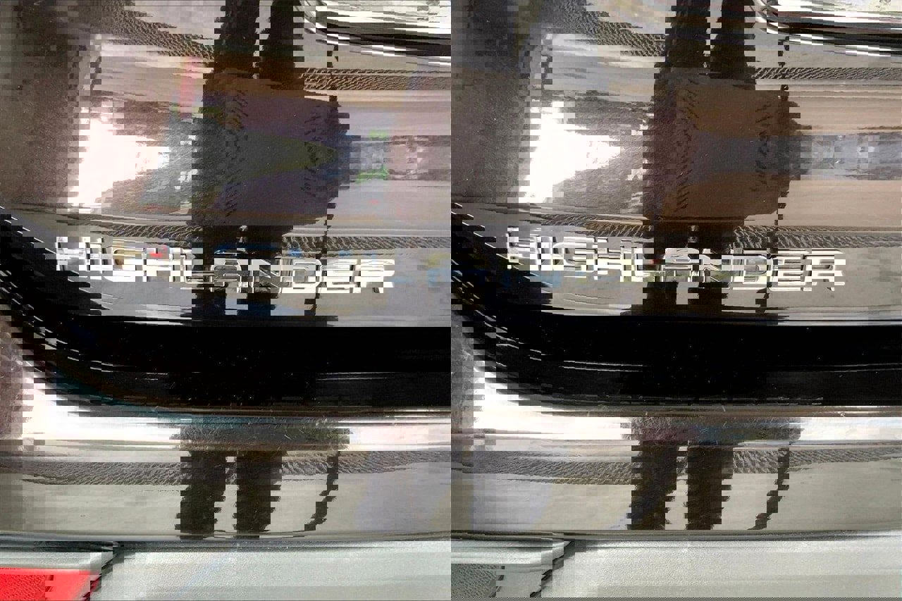 Used 2022 Toyota Highlander XLE image 31