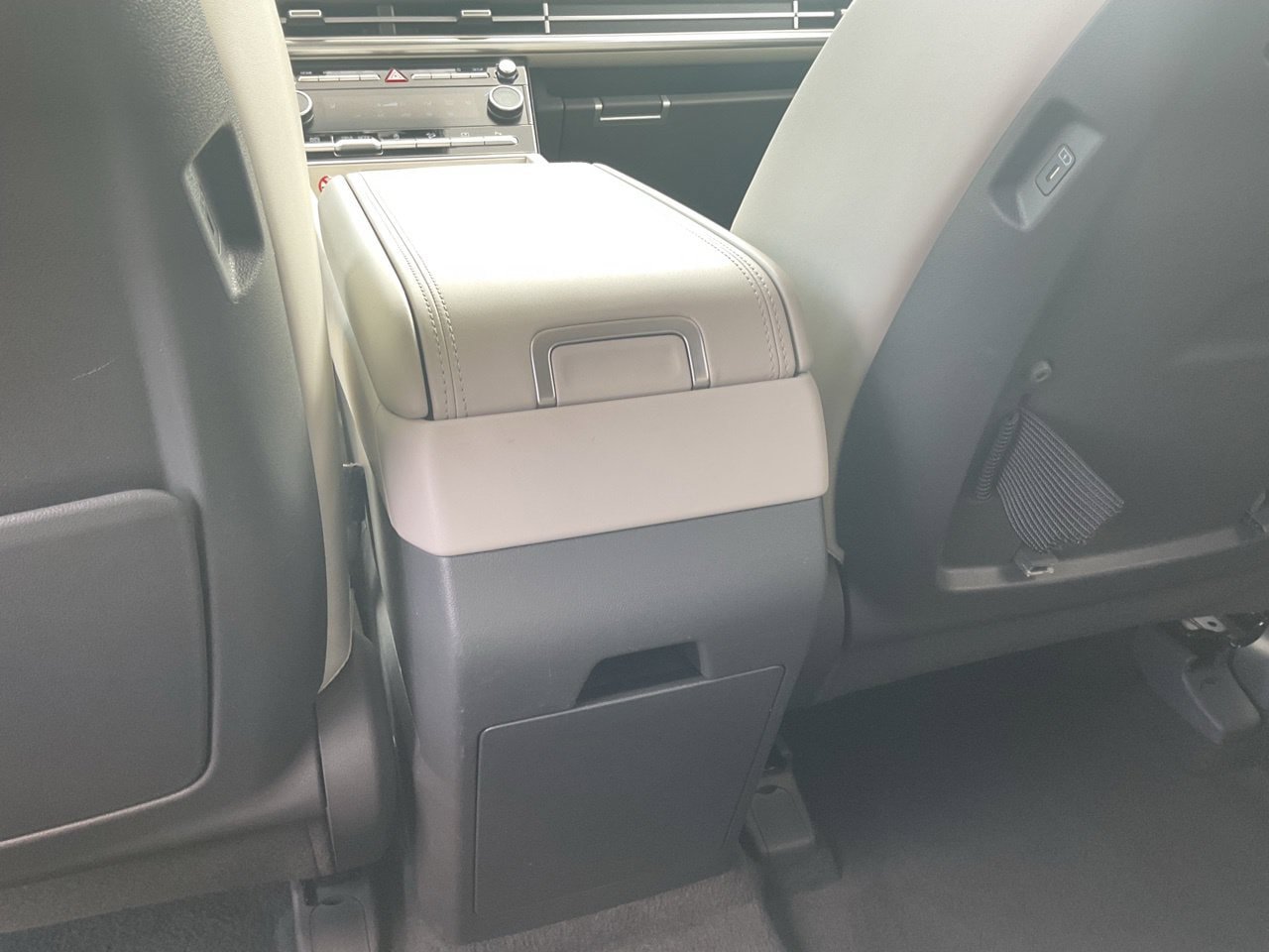 Used 2026 Hyundai Santa Fe SEL FWD image 13