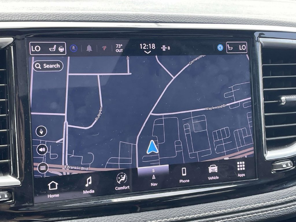 Certified 2025 Chrysler Pacifica Limited FWD image 41