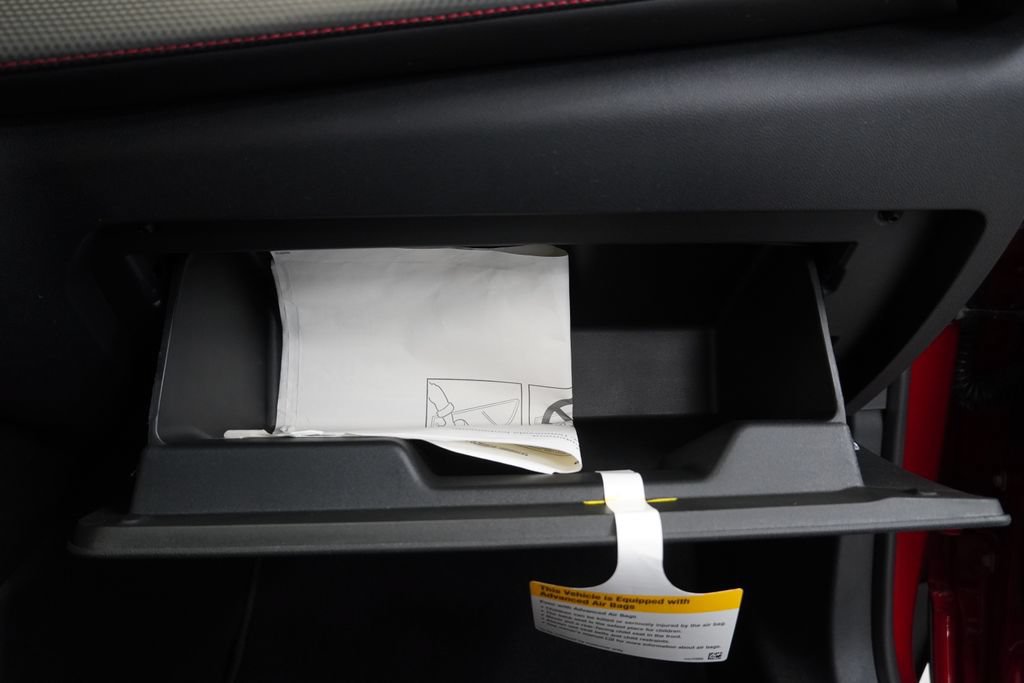 New 2026 Chevrolet Equinox RS w/ LPO, Floor Liner Package AWD/4WD image 41