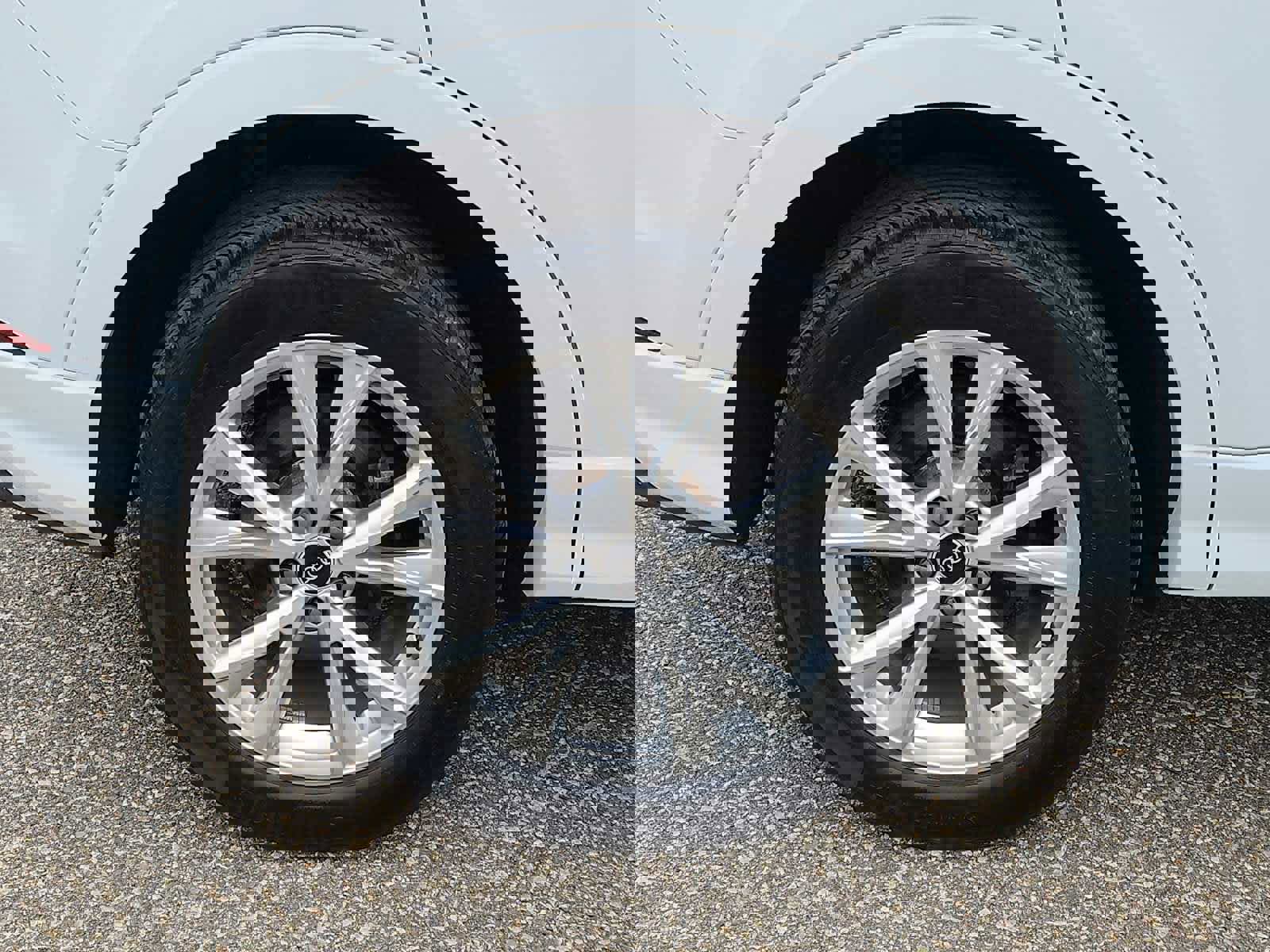 Used 2023 Audi Q3 2.0T Premium Plus image 9