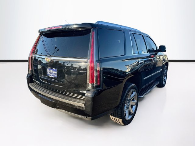 Used 2017 Cadillac Escalade Luxury AWD/4WD image 9