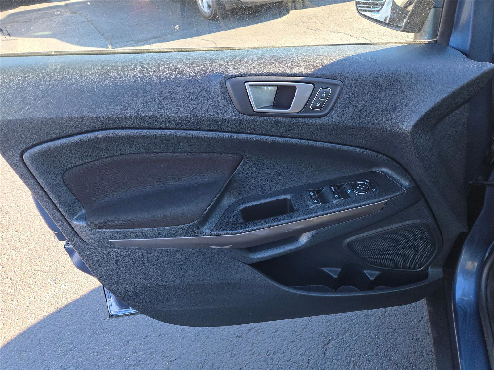 Used 2021 Ford EcoSport SE image 22