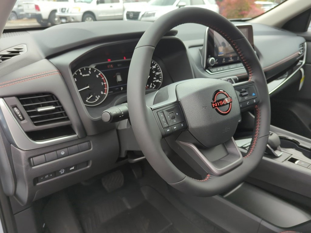 New 2026 Nissan Rogue SV image 18